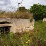 � una delle due �porte� dell�ipogeo Santa Caterina, un vasto insediamento sotterraneo del quale tutt�ora non si conosce l�esatta grandezza